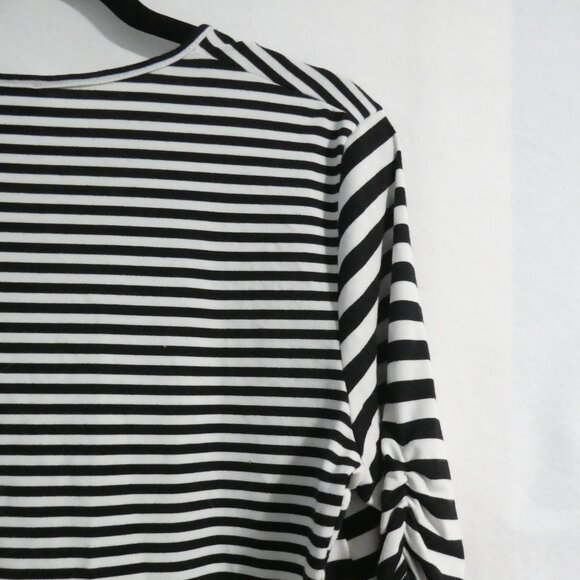 SOUTHERN LADY | medium | Striped Black and White Shirt - Picture 11 of 16